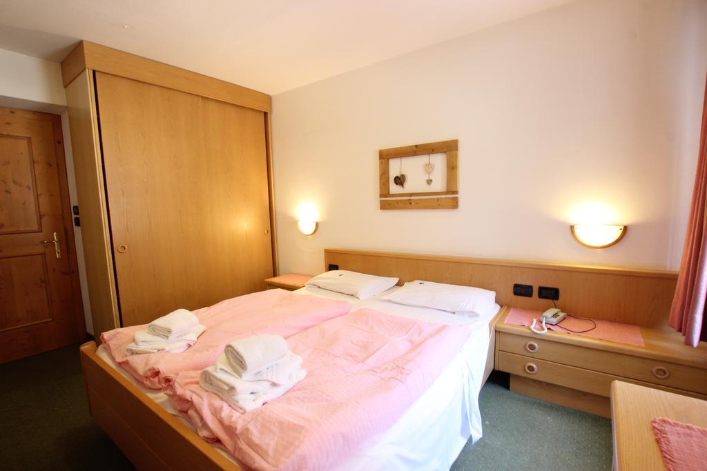 Hotel Rosalpina Сорага Экстерьер фото